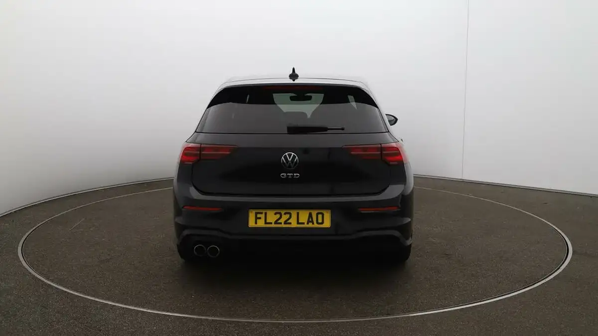 2022-volkswagen-golf-20tdi-gtd-big-48