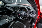 2017-alfa-romeo-giulia-29-biturbo-quadrifoglio-small-2