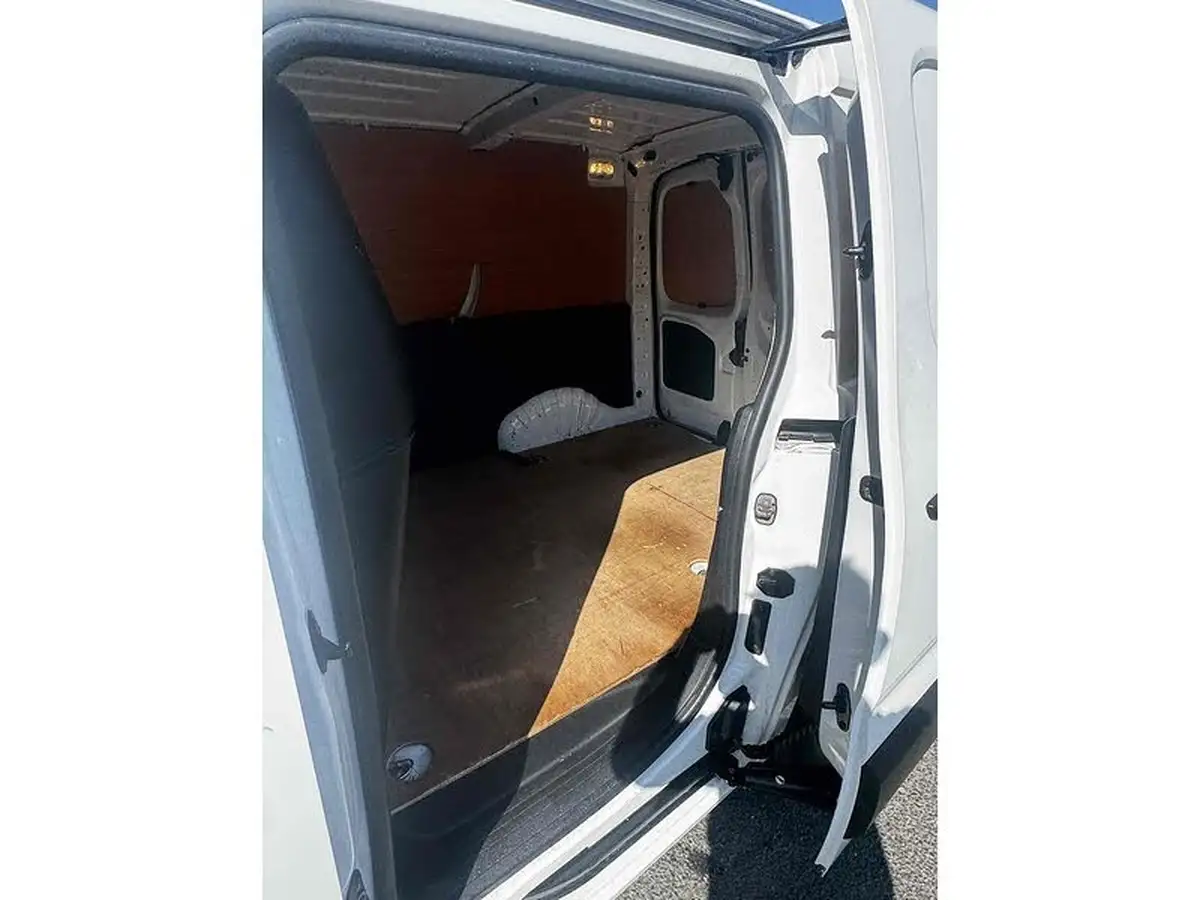 2021-vauxhall-combo-15cdti-dynamic-2300-100pseu6dt-l1h1-panel-big-12