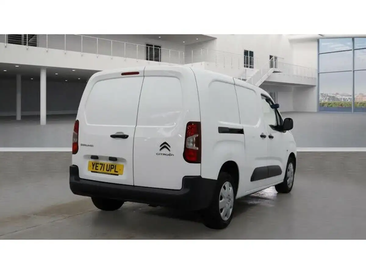 2021-citroen-berlingo-15bluehdi-850-enterprise-pro-100pseu6d-big-8