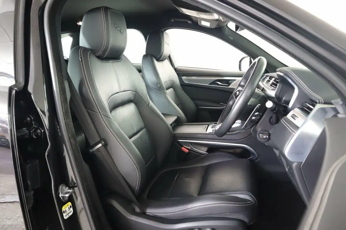 2021-jaguar-f-pace-20-p250-r-dynamic-s-big-9