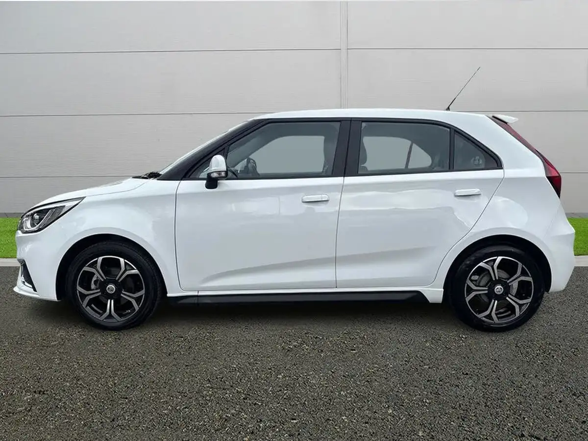 2023-mg-mg3-15-vti-tech-exclusive-nav-big-3