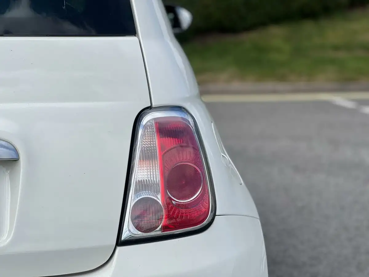 2015-fiat-500-12-s-big-9
