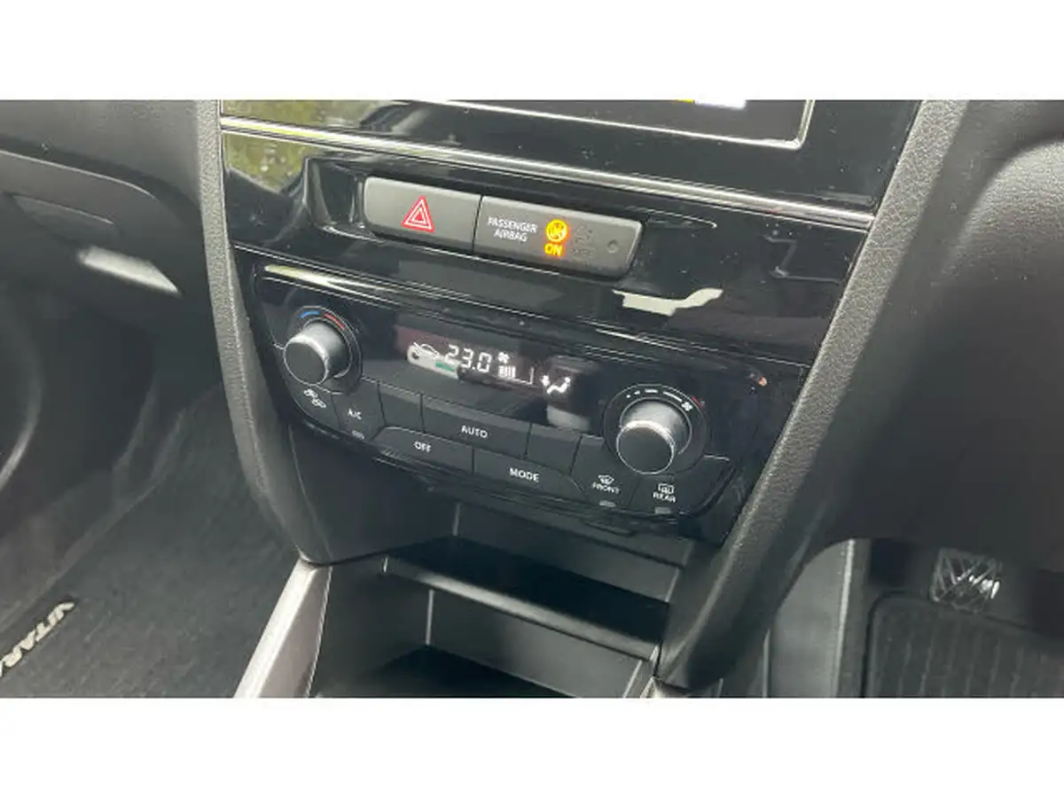 2022-suzuki-vitara-14-boosterjet-sz-t-big-34
