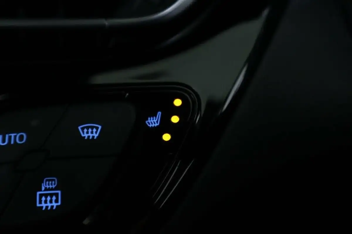 2018-toyota-c-hr-18-vvt-i-excel-big-20