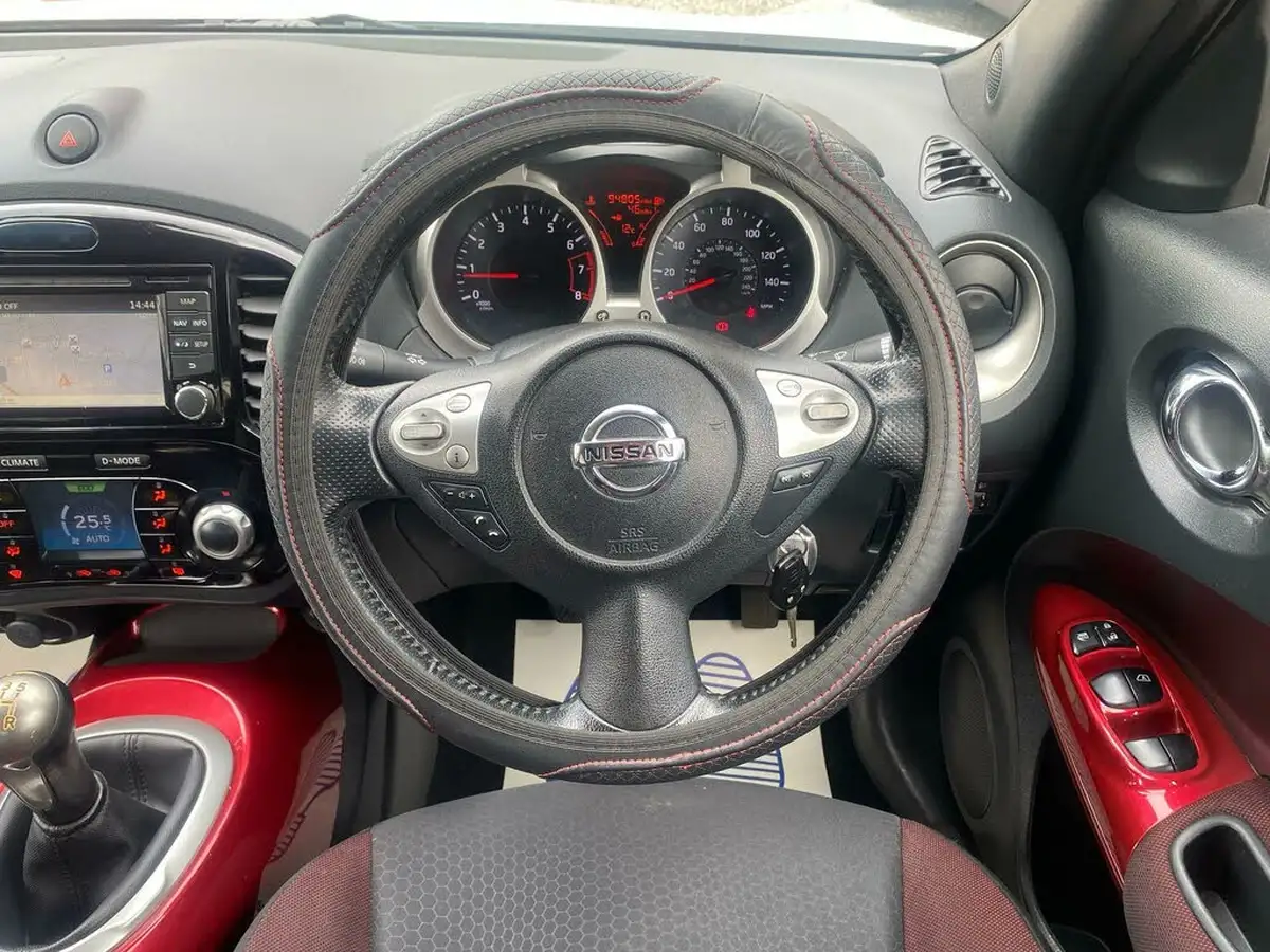 2013-nissan-juke-16-acenta-premium-big-20