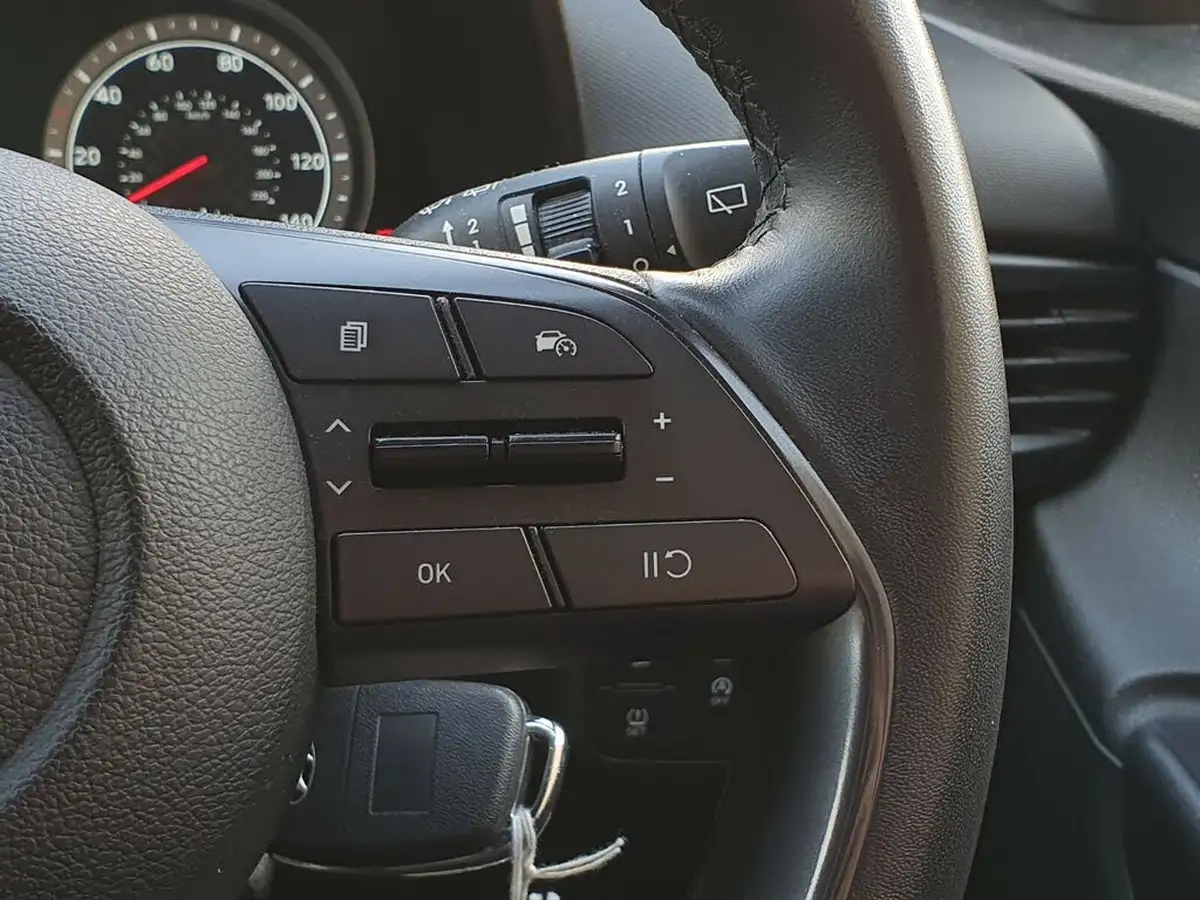2022-hyundai-i20-10-t-gdi-element-big-23