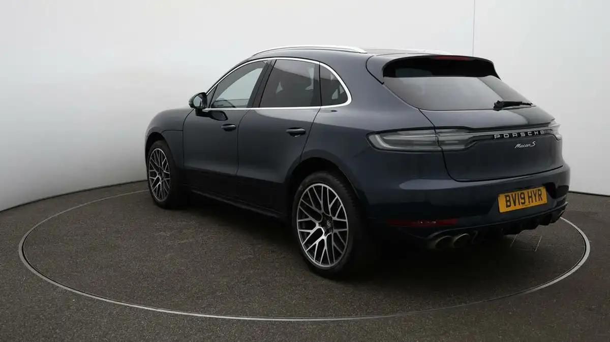 2019-porsche-macan-30-v6-s-big-54
