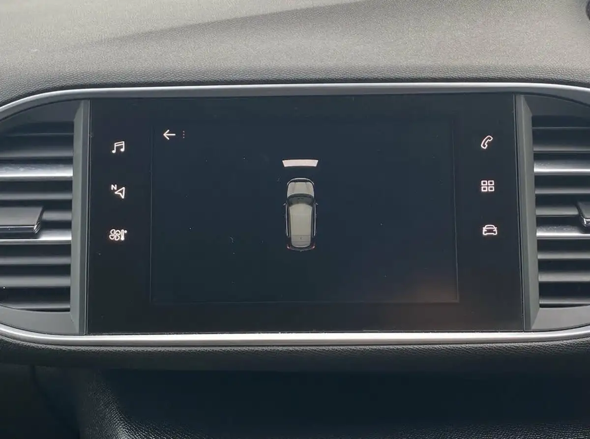 2018-peugeot-308-20-bluehdi-gt-line-big-45