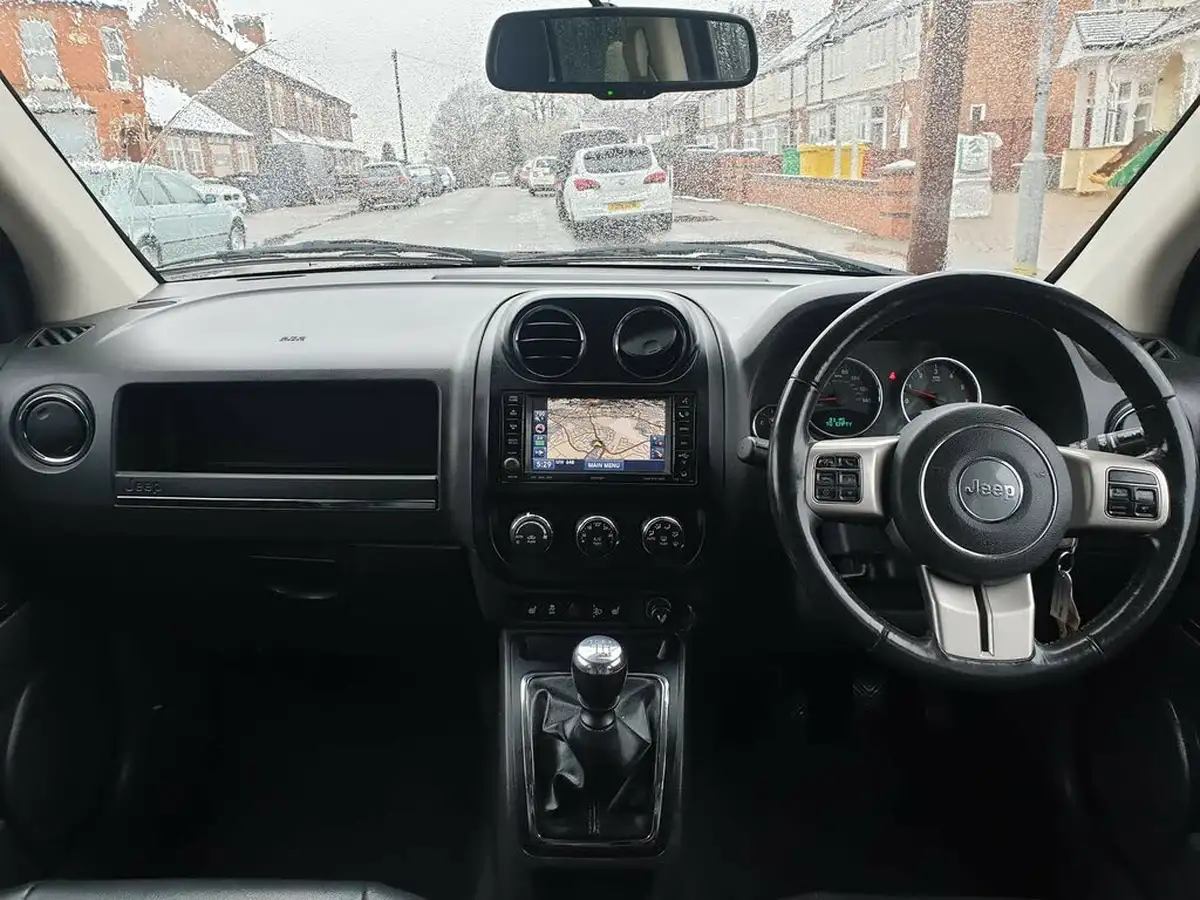 2011-jeep-compass-22crd-limited-161bhp-big-12