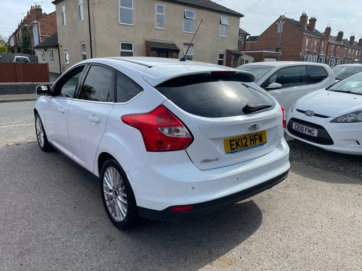 2012-ford-focus-16-zetec-ti-vct-125ps-hatchback-big-46