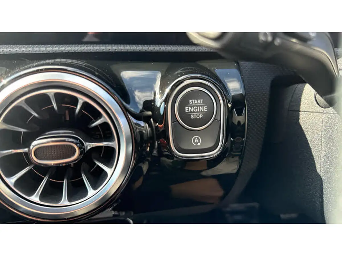 2022-mercedes-benz-a-class-13-a180-amg-line-premium-hatchback-5d-7g-dct-big-36