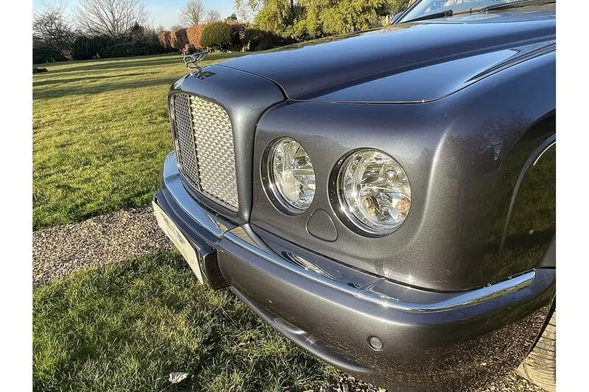 2008-bentley-arnage-68-r-big-46
