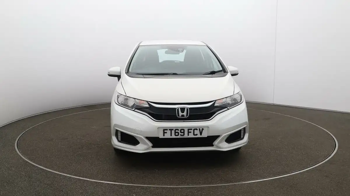 2020-honda-jazz-13-i-vtec-s-big-2