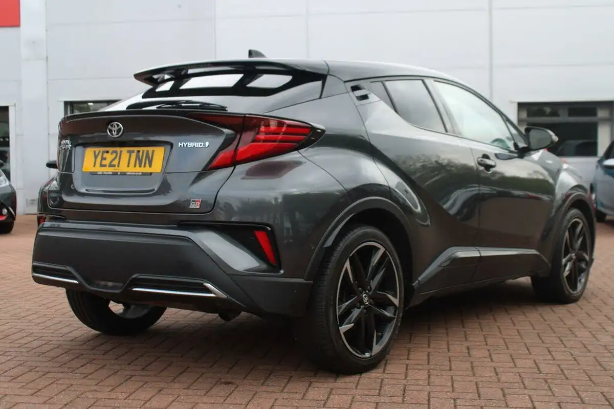 2021-toyota-c-hr-20-vvt-i-gr-sport-big-4