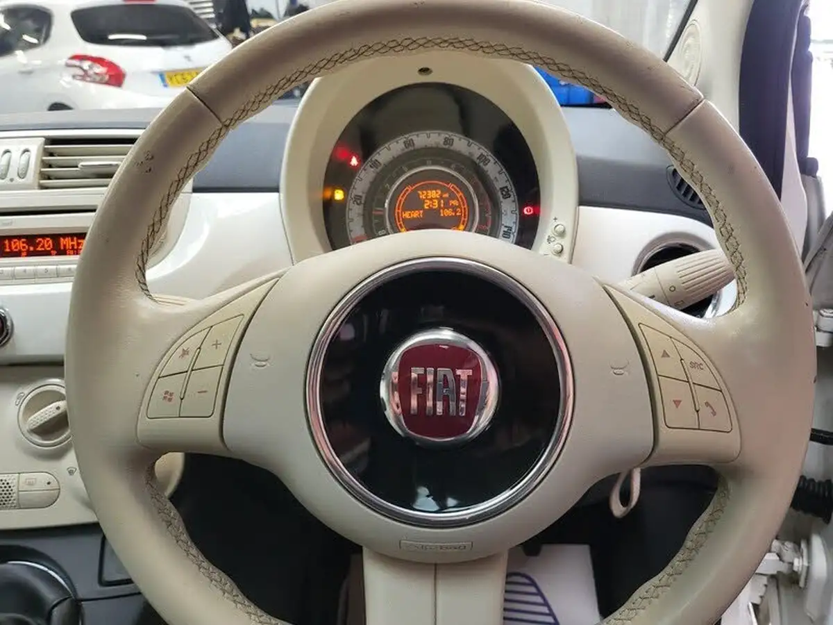 2013-fiat-500-12-lounge-big-9