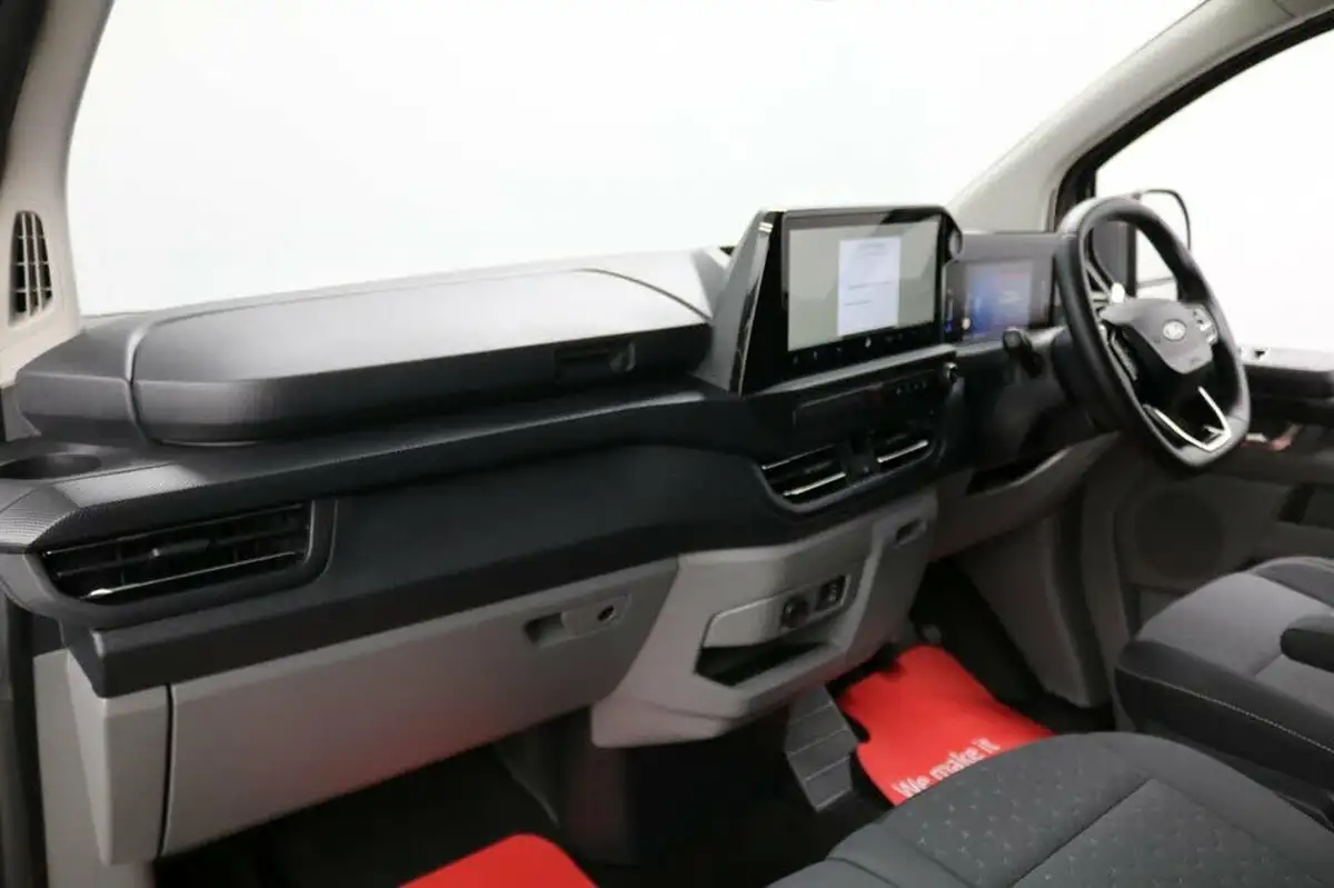2023-ford-transit-custom-20tdci-320-l2h1-limited-136pseu6e-panel-van-1996cc-auto-big-24