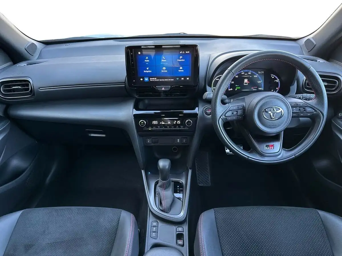 2023-toyota-yaris-cross-15-vvt-i-gr-sport-big-5