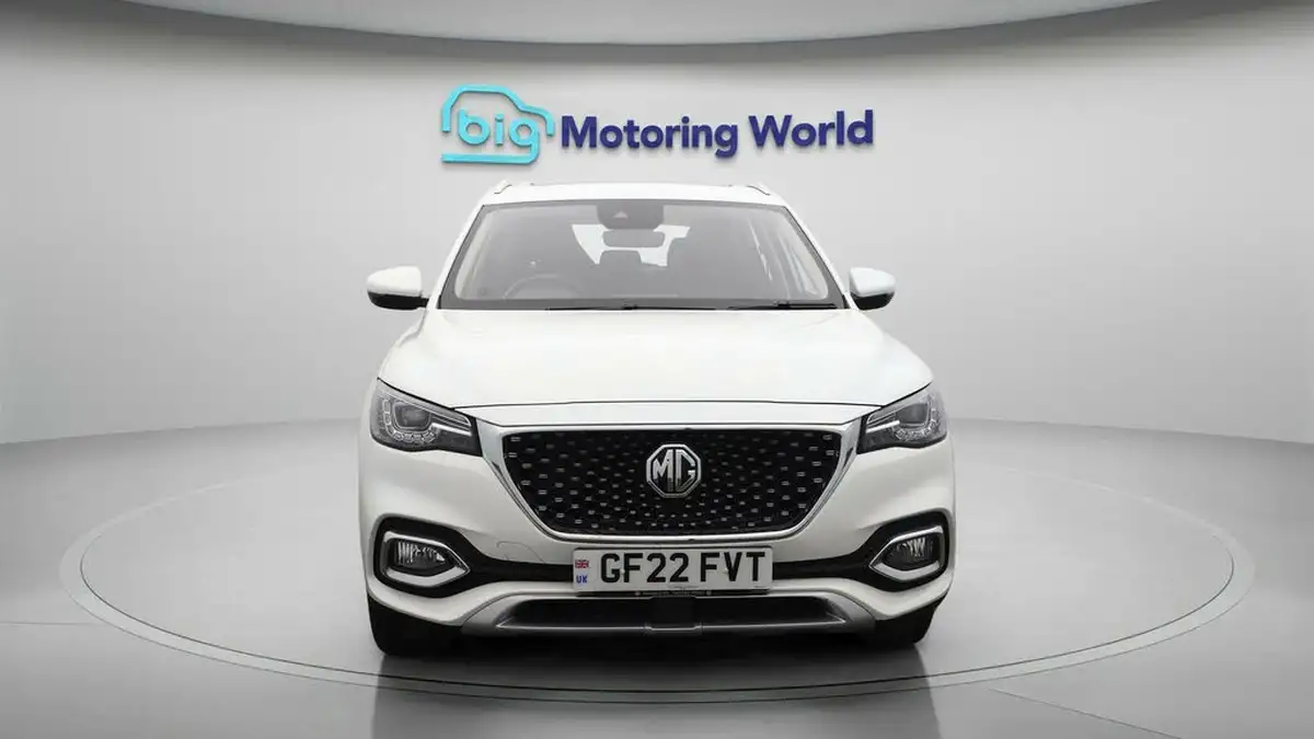 2022-mg-hs-15t-gdi-exclusive-162ps-dct-big-2