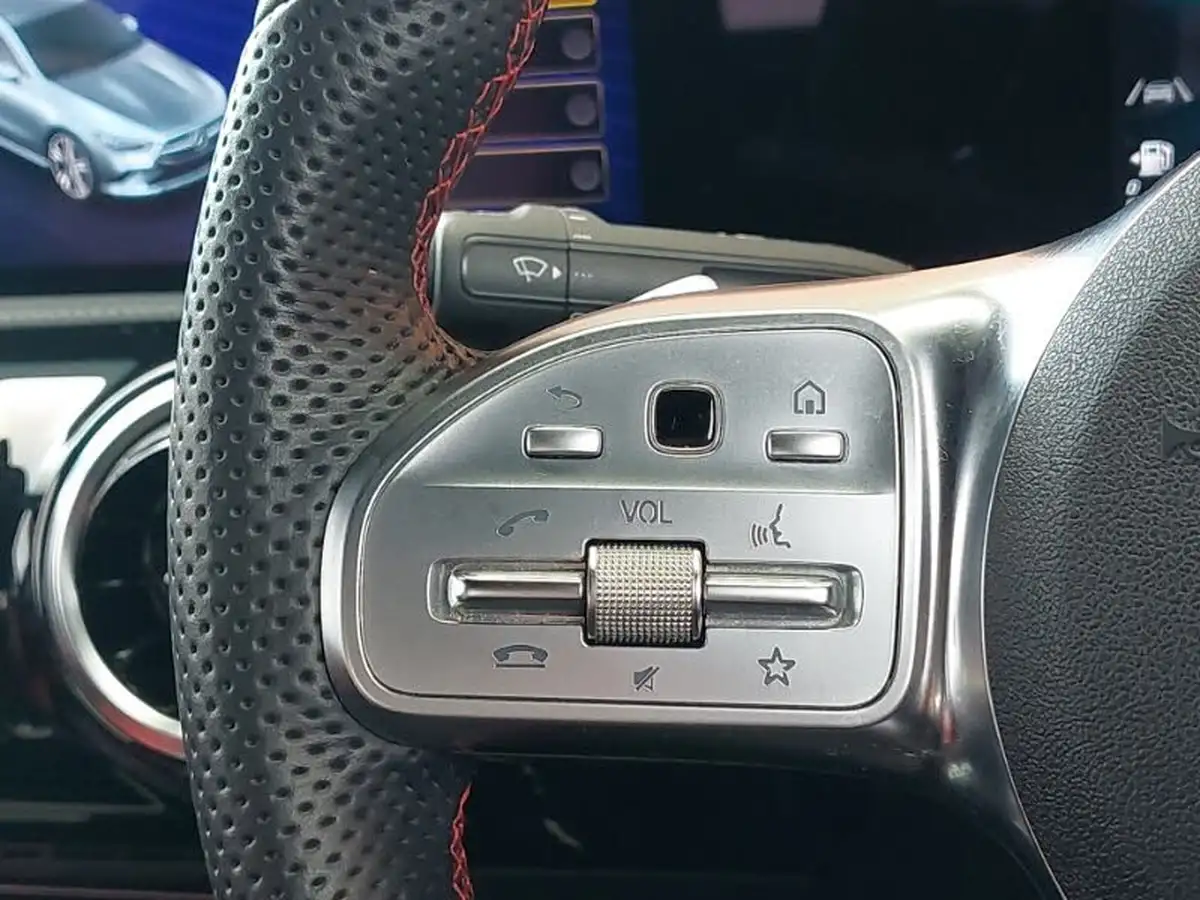 2019-mercedes-benz-cla-13-cla-200-amg-line-coupe-4d-7g-dct-big-10