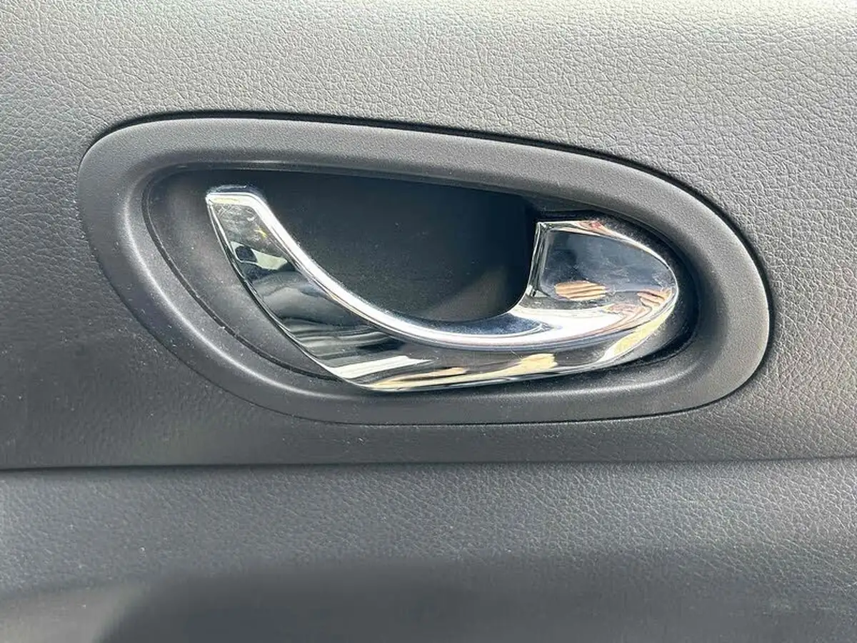 2021-nissan-navara-23dci-tt-n-connecta-8-navi-big-45