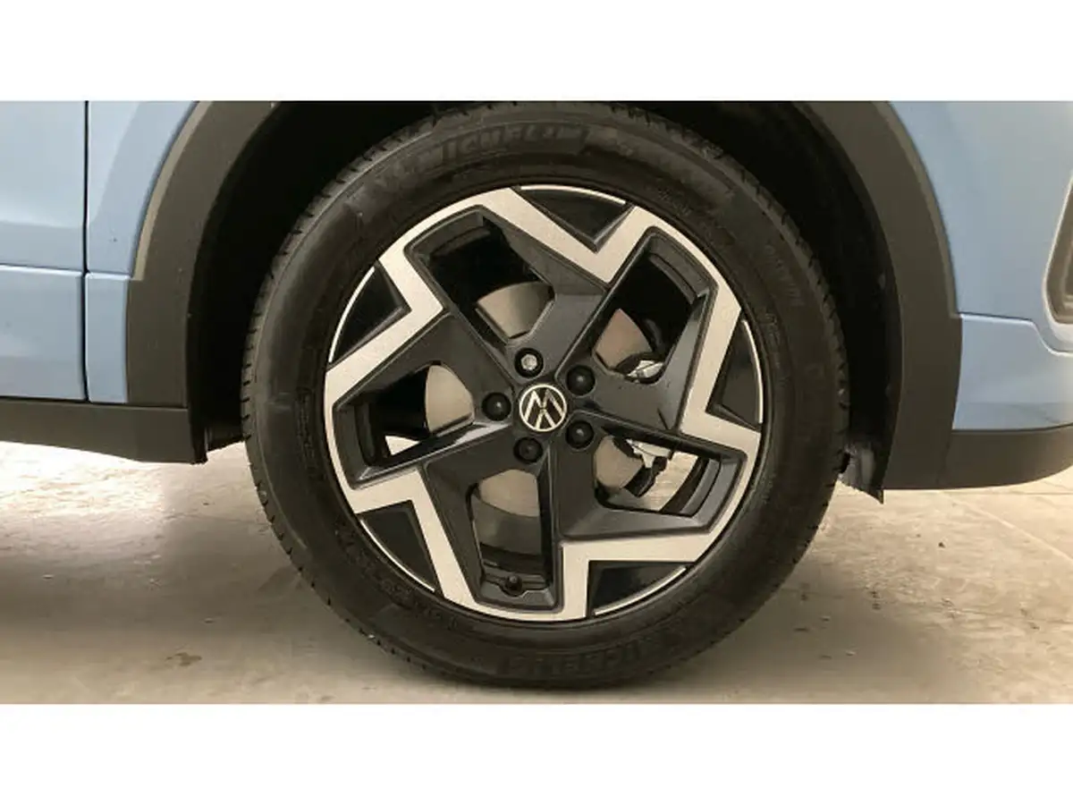 2025-volkswagen-t-cross-10-tsi-r-line-big-4