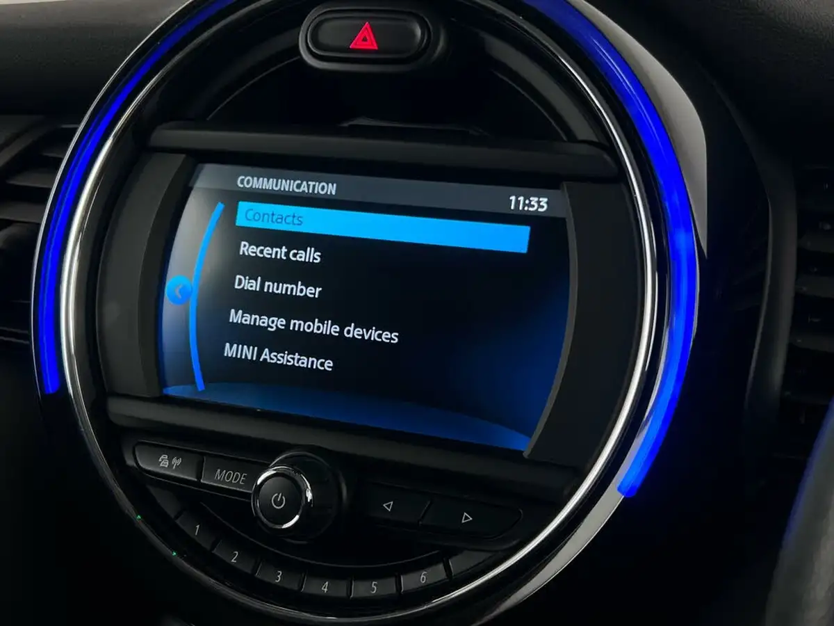 2020-mini-cooper-15-cooper-classic-hatchback-3d-big-22