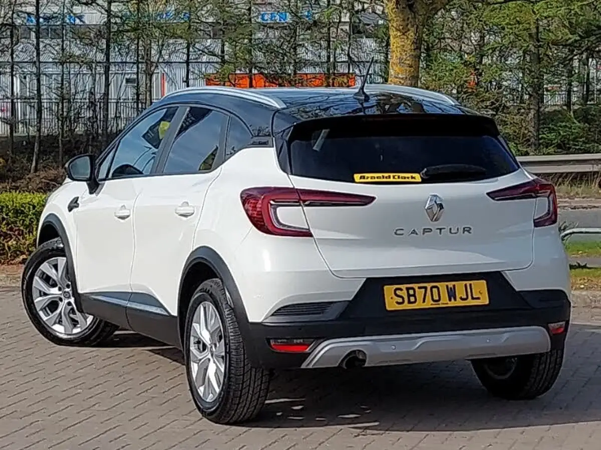 2021-renault-captur-13-tce-iconic-130bhp-big-1