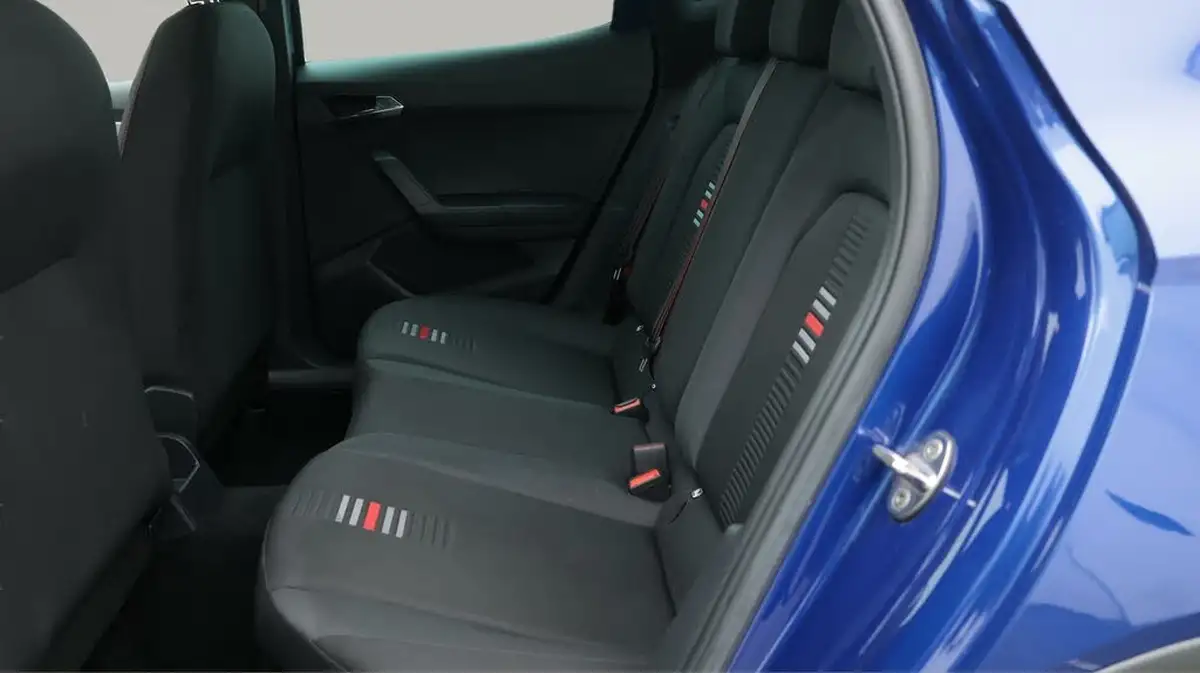 2021-seat-arona-10-tsi-fr-red-edition-dsg-big-16