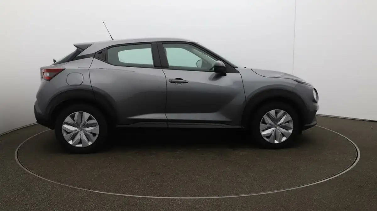 2022-nissan-juke-10-dig-t-acenta-dct-big-41