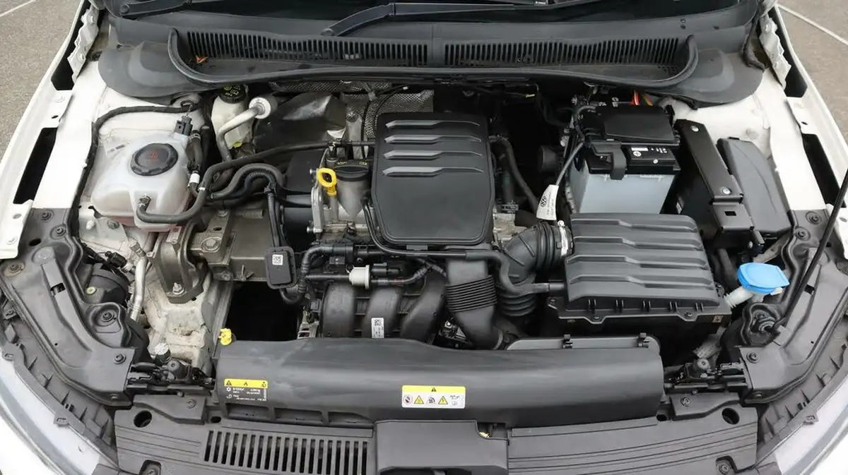 2021-volkswagen-polo-10-match-big-19