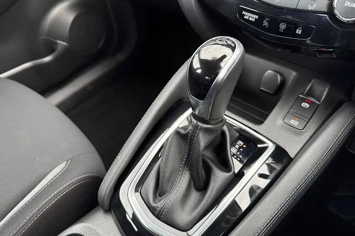2020-nissan-qashqai-13-dig-t-acenta-premium-160ps-dct-big-51