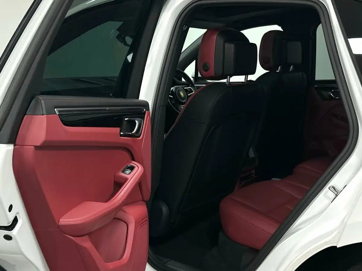 2014-porsche-macan-30td-s-big-34