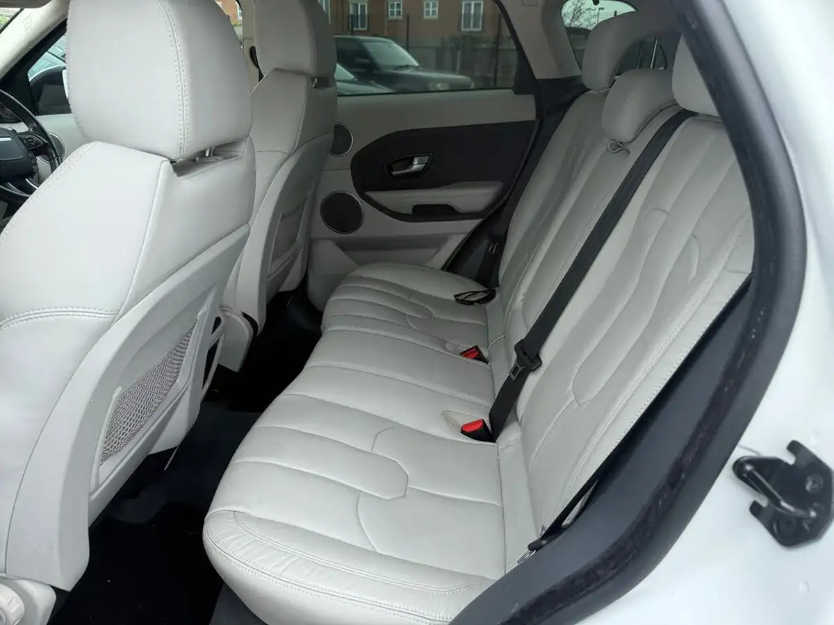2015-land-rover-range-rover-evoque-22sd4-pure-tech-hatchback-5d-auto-big-52