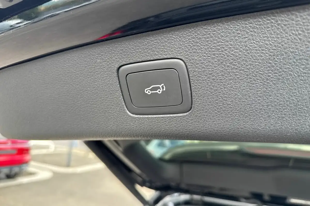 2023-mg-hs-15t-gdi-trophy-258ps-plug-in-hybrid-auto-big-17