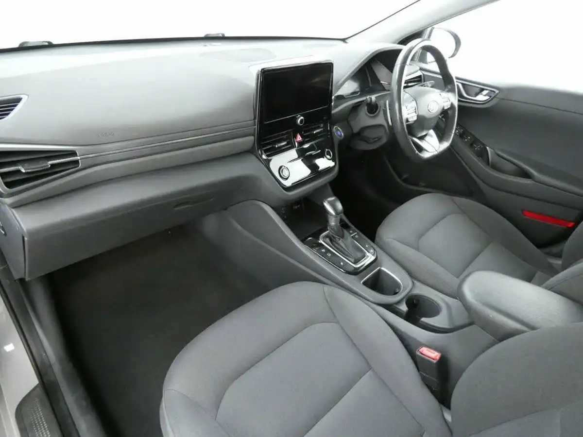 2021-hyundai-ioniq-16-gdi-premium-hybrid-big-20