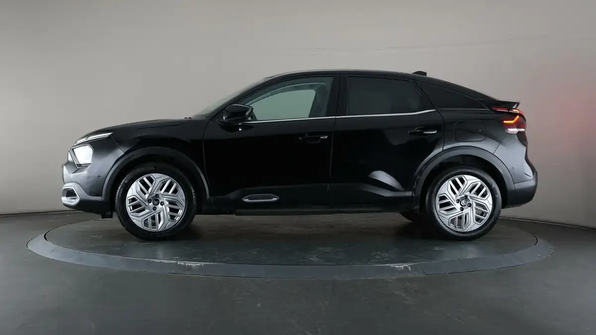 2023-citroen-c4-15bluehdi-shine-plus-big-31