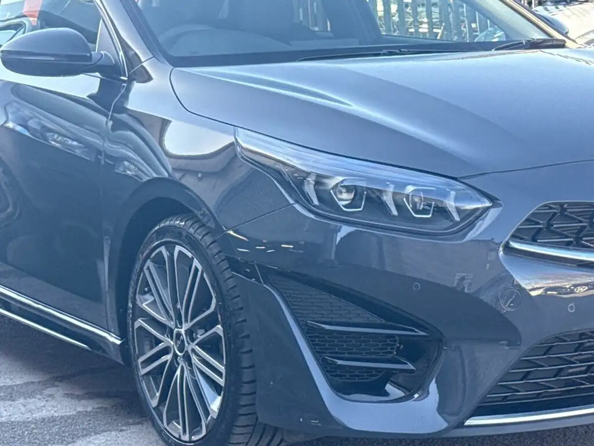 2024-kia-ceed-15-t-gdi-gt-line-s-138bhp-big-45