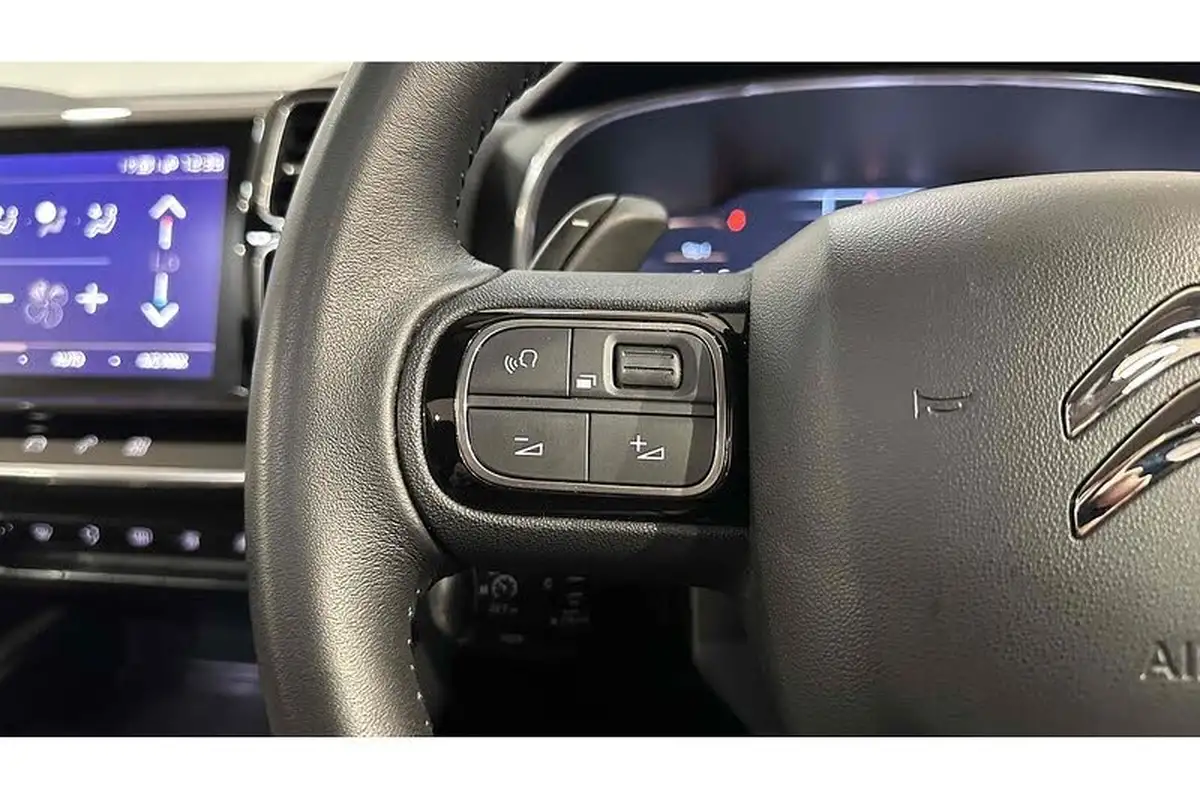 2019-citroen-c5-aircross-16-puretech-flair-plus-big-29