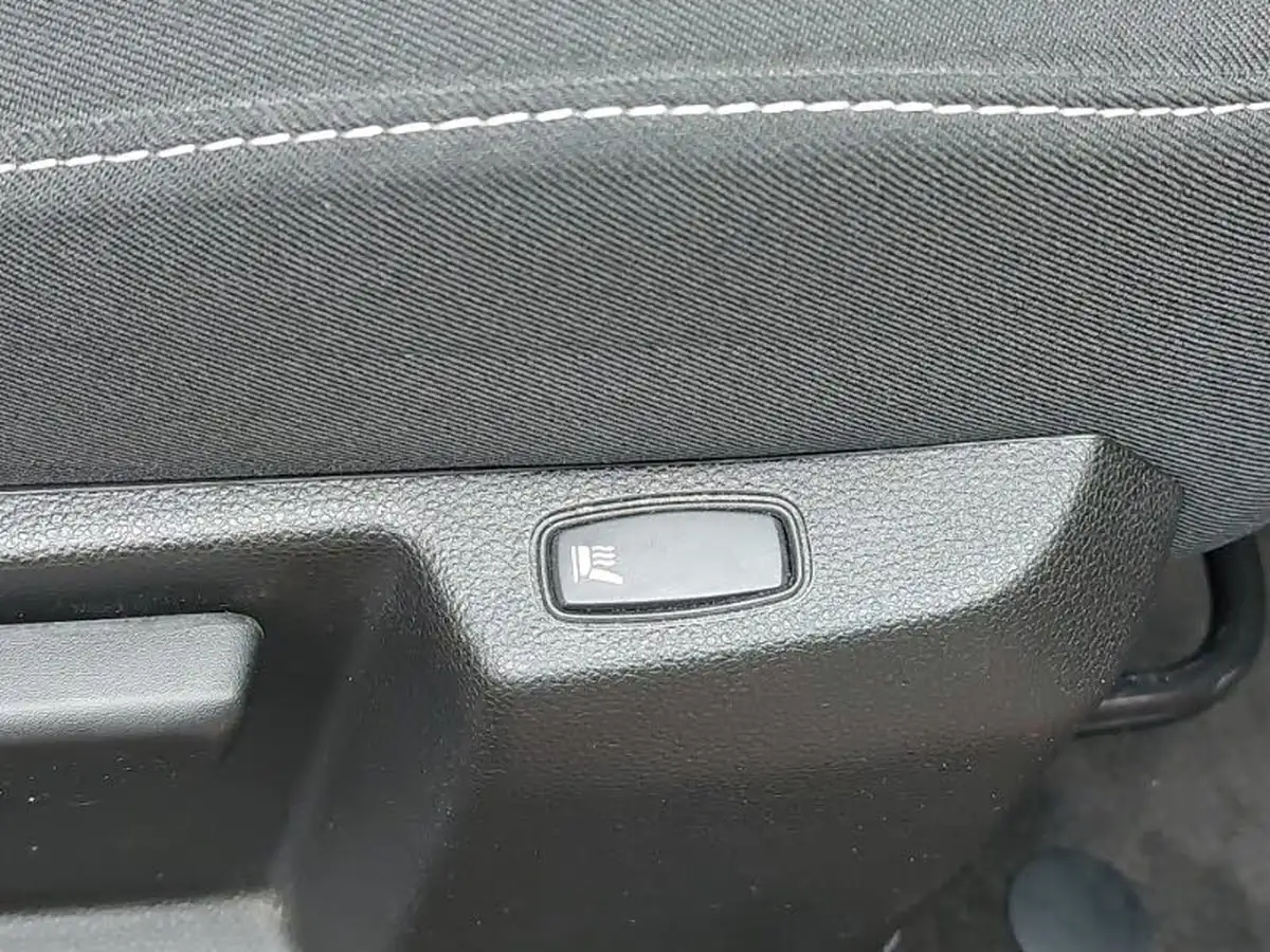 2022-dacia-duster-10-tce-prestige-big-11