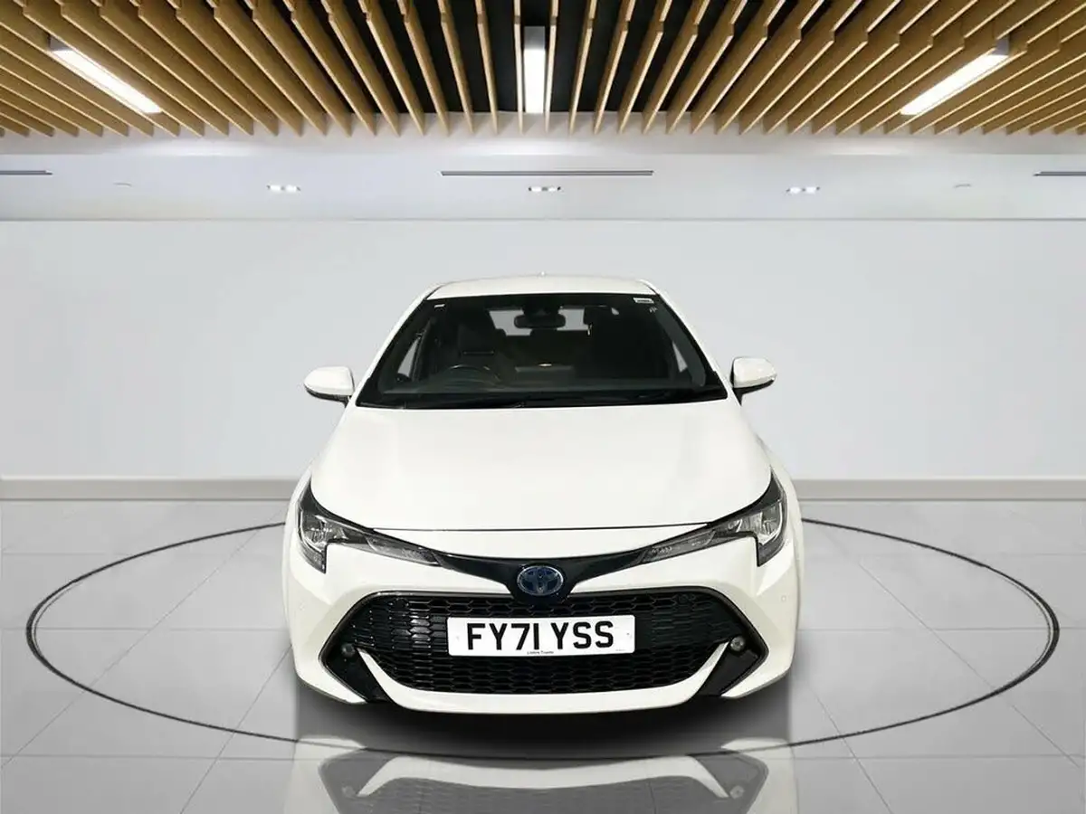 2021-toyota-corolla-18-vvt-i-icon-tech-trk-hatchback-5d-big-1