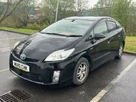 2010-toyota-prius-small-3