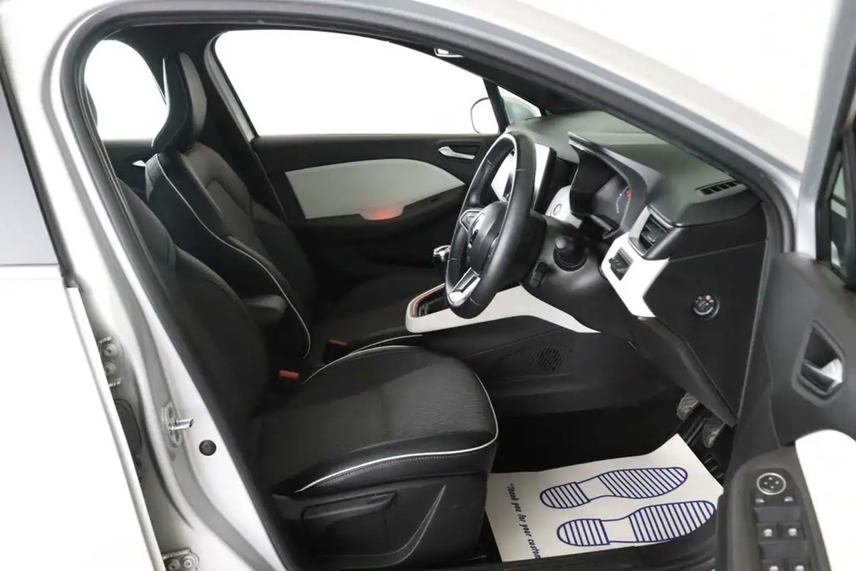 2022-renault-clio-10-tce-se-edition-big-16