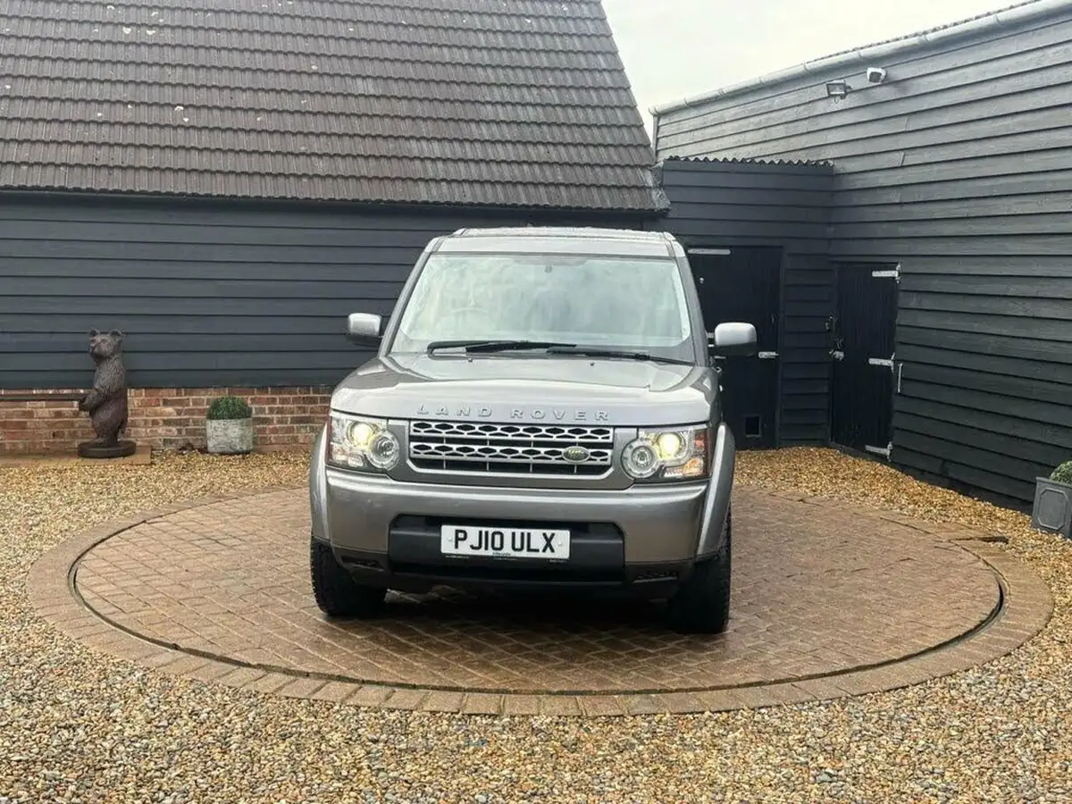 2010-land-rover-discovery-4-30-sd-v6-gs-big-3