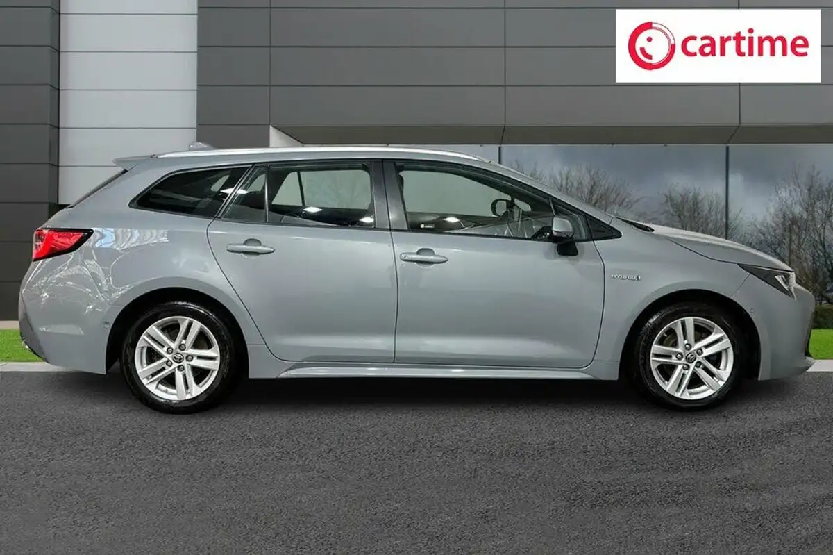 2021-toyota-corolla-18-vvt-i-icon-tech-spare-wheel-touring-sports-5d-big-1