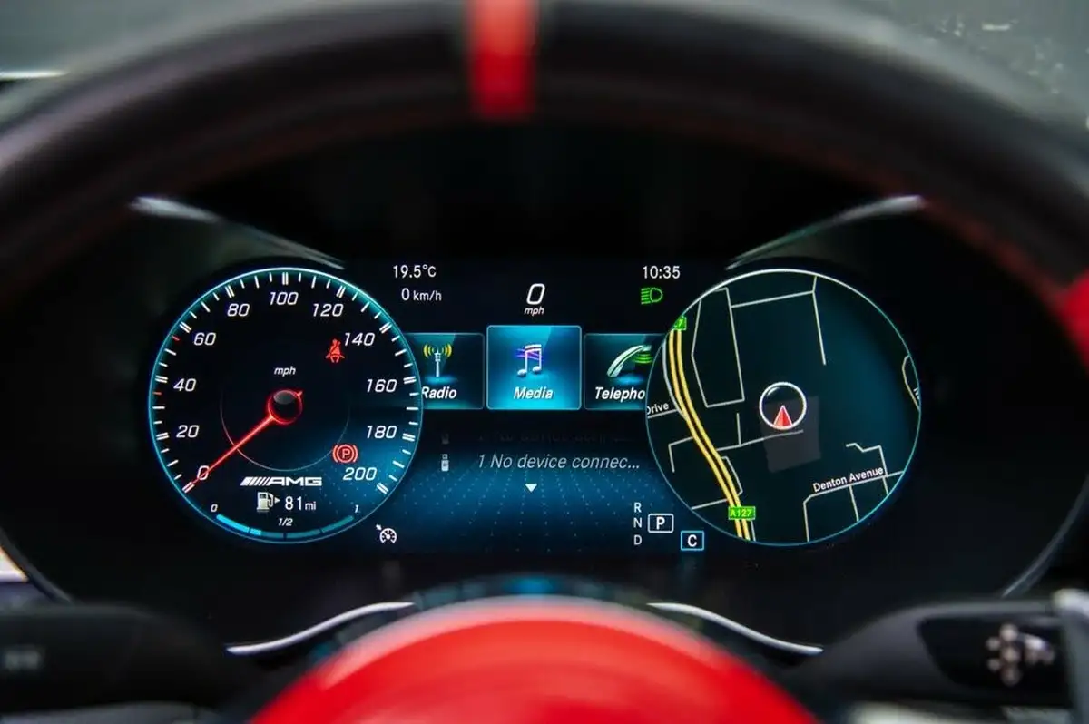 2019-mercedes-benz-c-class-40-c63-amg-s-premium-plus-saloon-4d-big-16