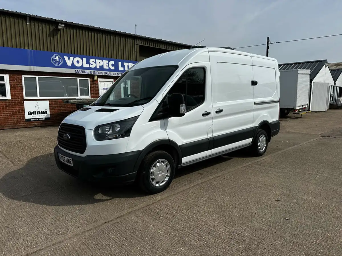 2018-ford-transit-20tdci-310-l2h2-130pseu6-big-2