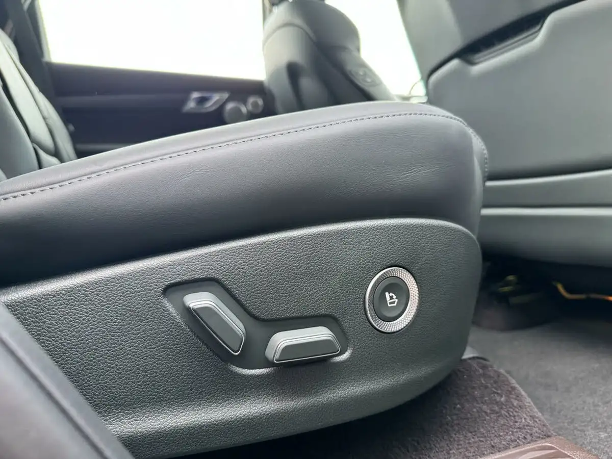 2023-genesis-gv80-25-t-sport-line-big-23