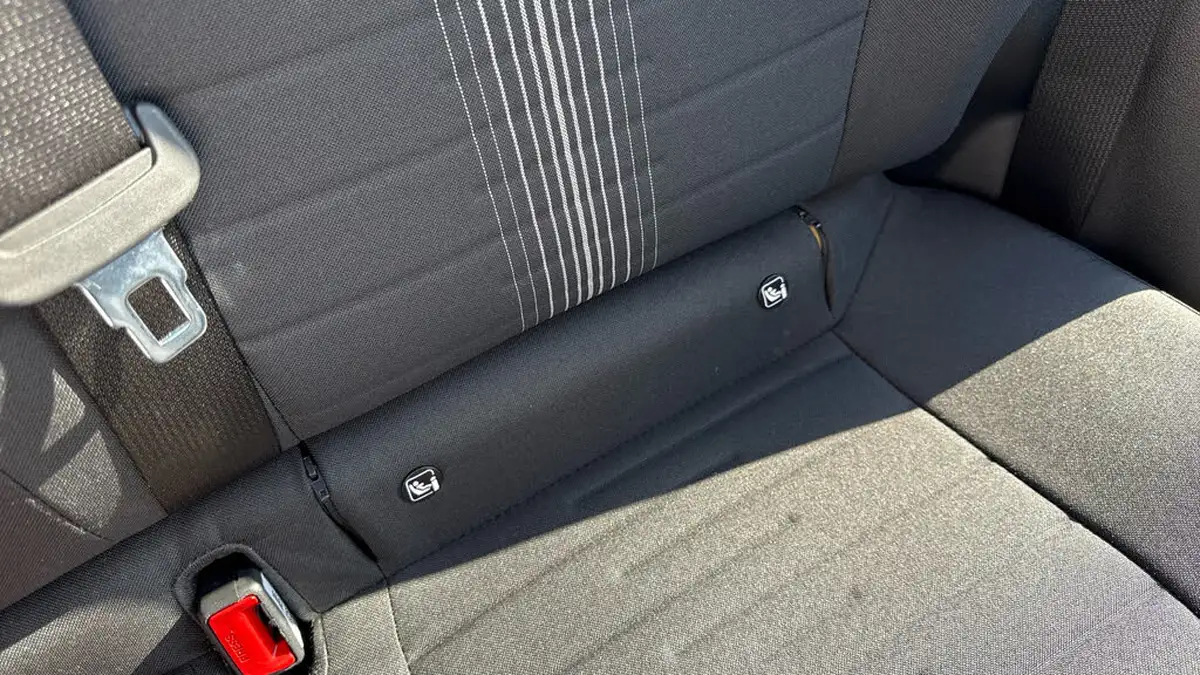 2023-hyundai-i10-10-se-connect-big-20