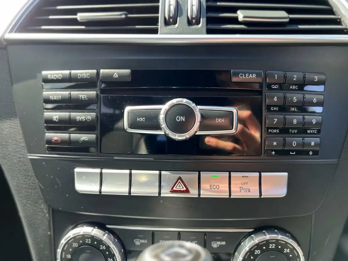 2013-mercedes-benz-c-class-21cdi-c250-cdi-amg-sport-plus-saloon-4d-7g-tronic-big-21